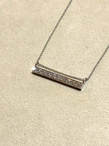 プレゼントでいただいたネックレスを、使いやすいシンプルなデザインへ