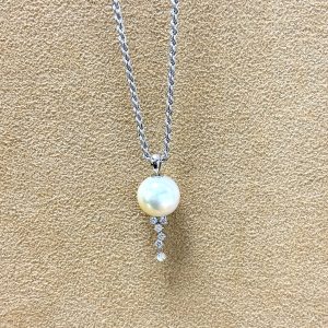 12ｍｍ南洋パールリングをロングでも使用できるペンダントトップへ
